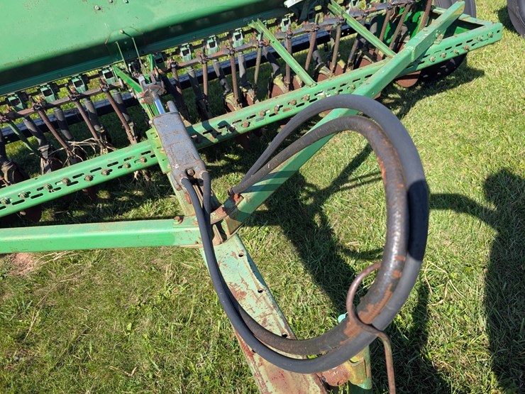 john-deere-8200-image-5
