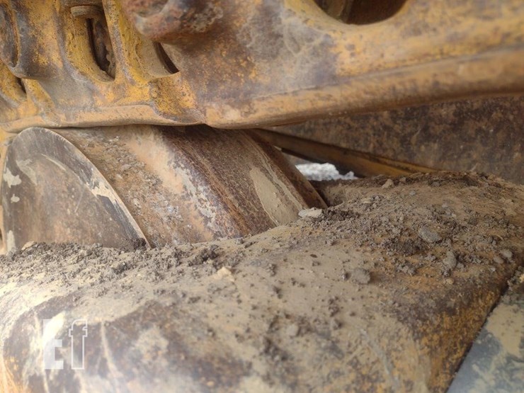 caterpillar-d6r-image-16