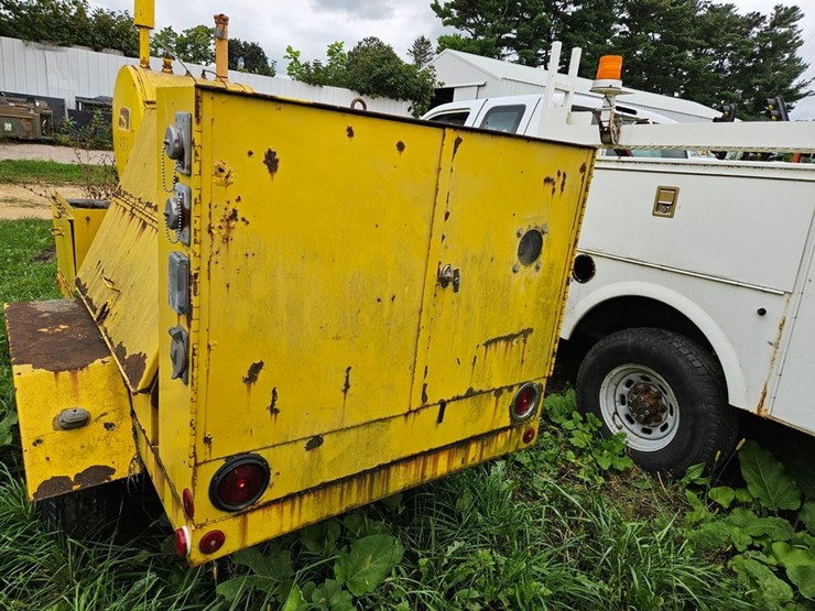 #2076-•-797-towable-generator-image-16