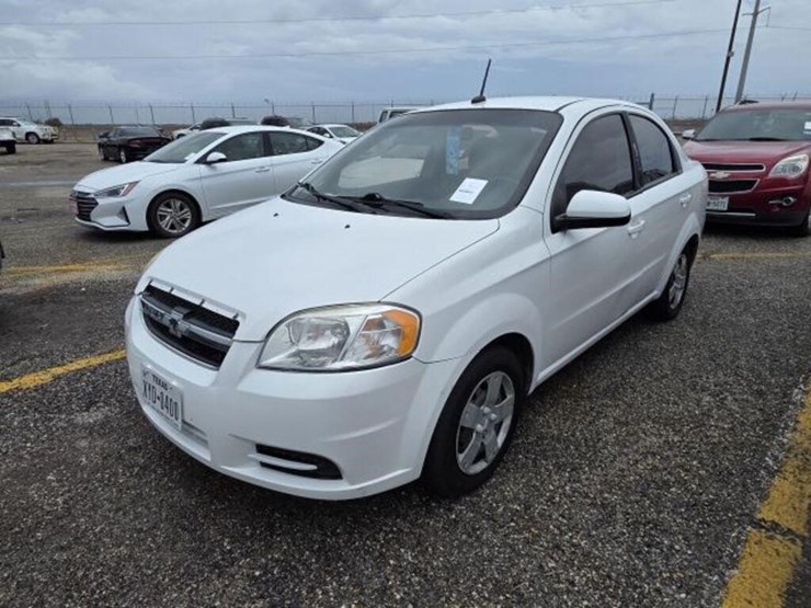 10-chev-4d-kl1td5de1ab098389-image-1