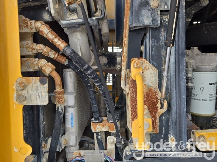 2019-komatsu-wa380-8-image-51