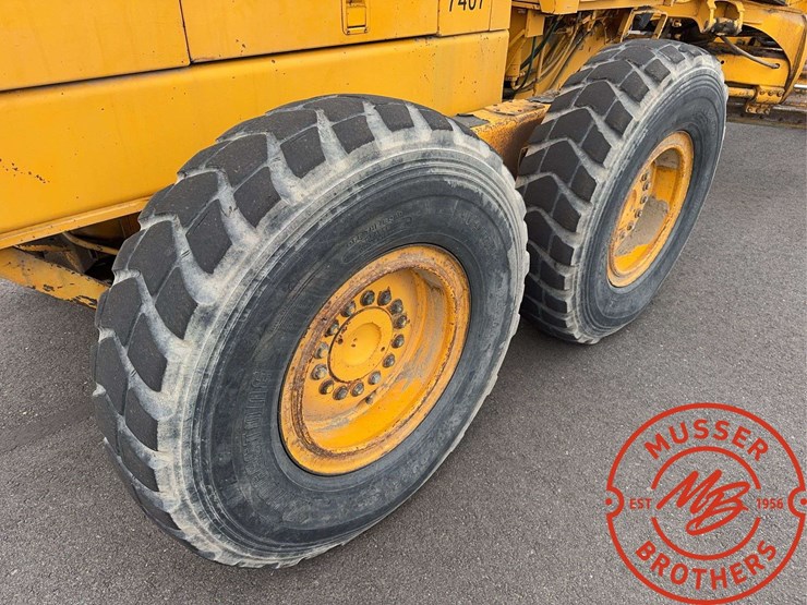 deere-670b-image-22
