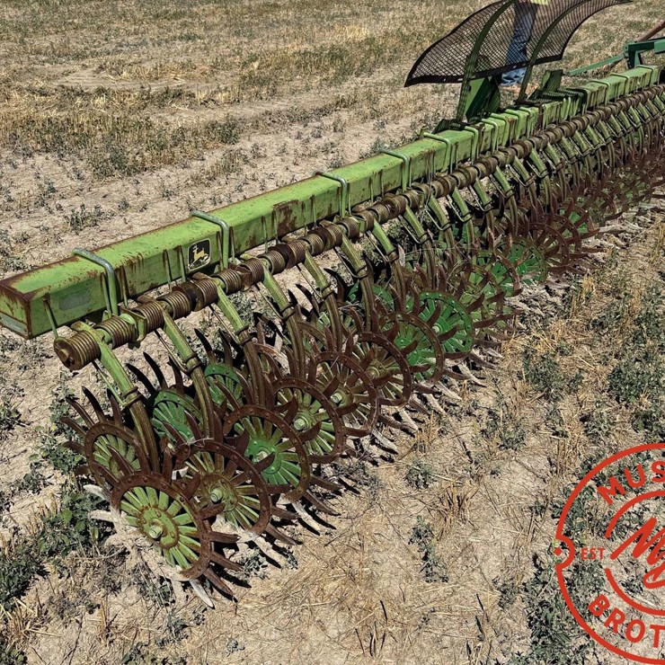JOHN DEERE 400