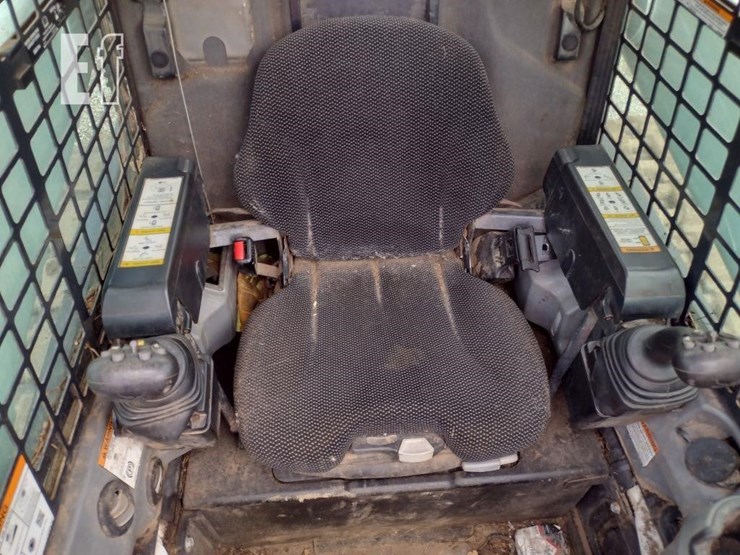 bobcat-t870-image-13