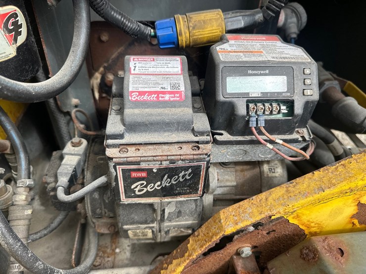 2012-wacker-neuson-e1100-image-26