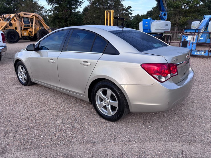 #40876-•-2014-chevrolet-cruze-|-reconstructed-title-image-4