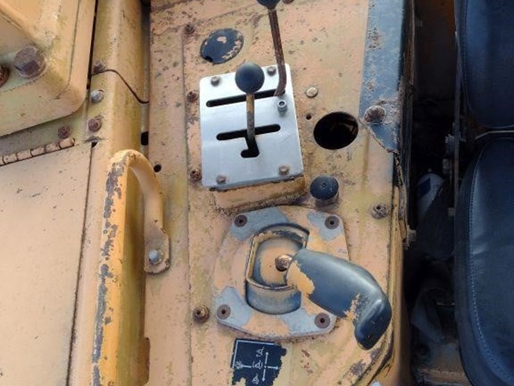 1996-caterpillar-d6h-image-8