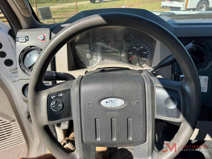 2008-ford-f550-xl-image-30