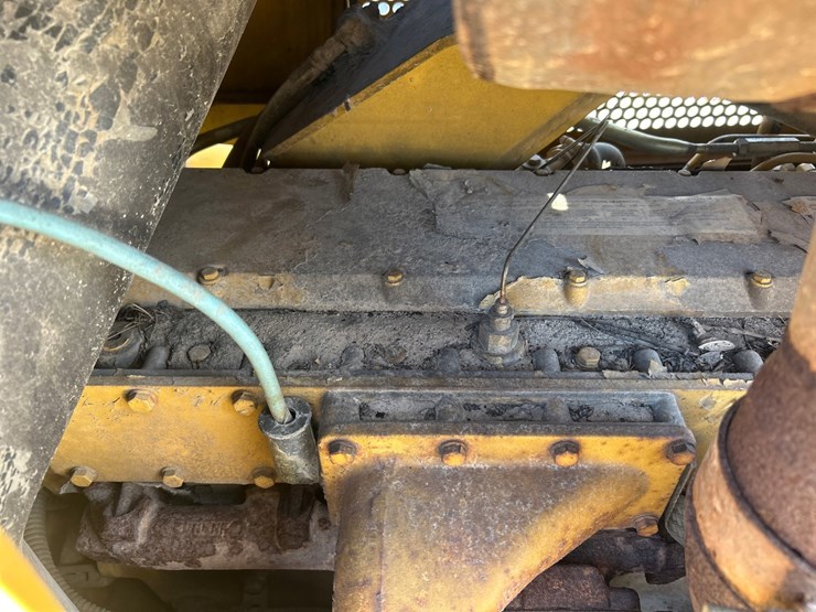 caterpillar-d6m-image-33