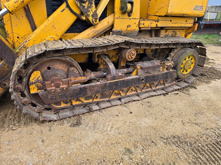 john-deere-555-image-11