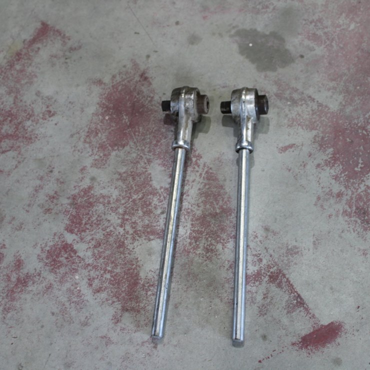 #1036 • (2) 3/4"-1" Torqu Multipliers