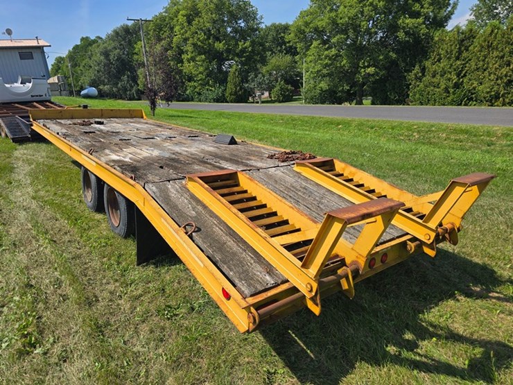 #2030-•-1990-redi-haul-equipment-trailer-image-3