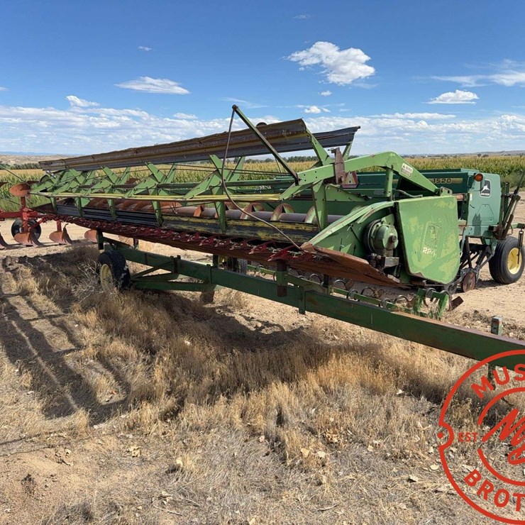 JOHN DEERE 224