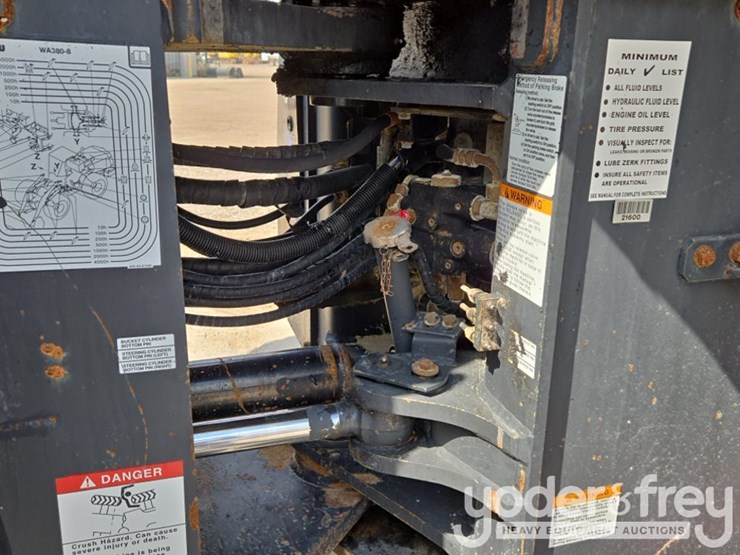 2019-komatsu-wa380-8-image-25