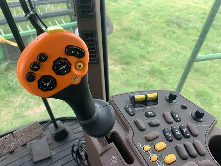 2000-john-deere-9550-image-20