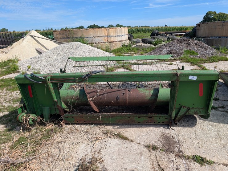 john-deere-8-image-6
