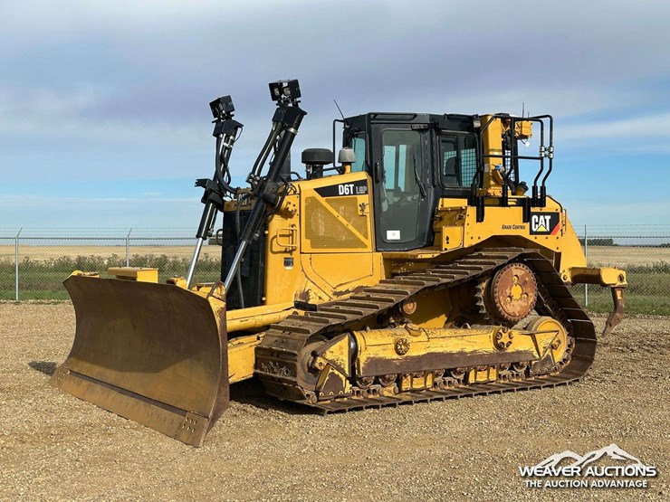2018-caterpillar-d6t-lgp-image-1