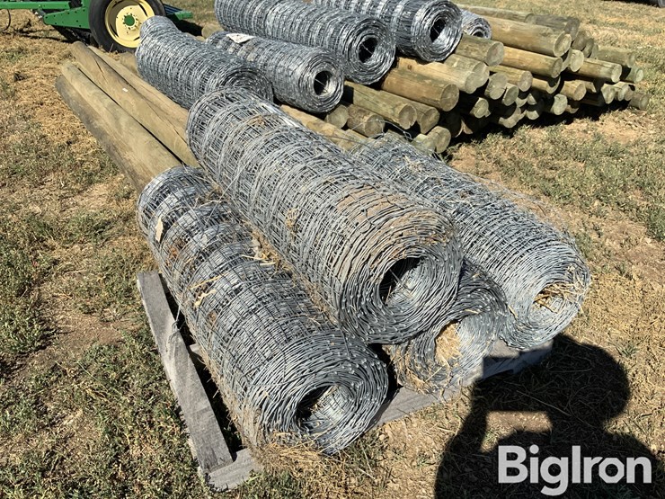 wood-posts-&-hinge-joint-wire-image-11
