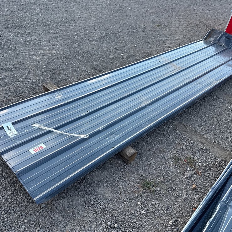 #1028 • BUNDLE OF 12' ROOFING METAL