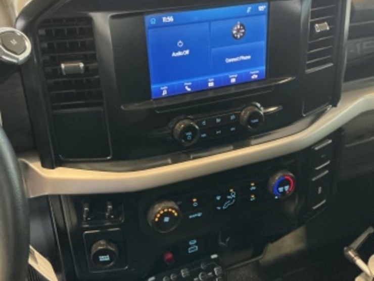 2023-ford-f150-image-19