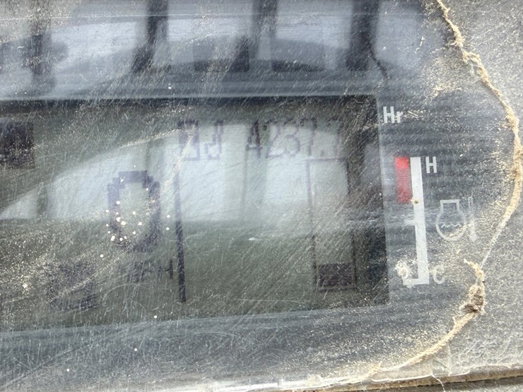 mitsubishi-fgc25n-image-6