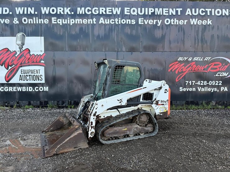 2015-bobcat-t450-image-1