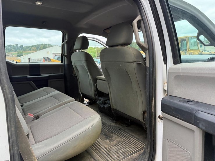 2017-ford-f350-image-15