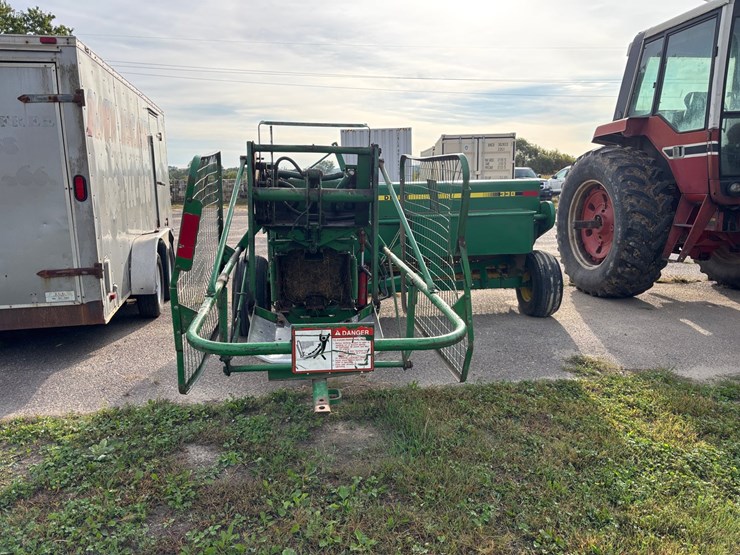 john-deere-338-image-5
