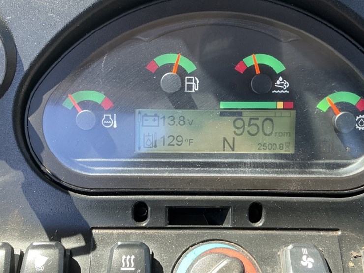 2019-caterpillar-420f2-it-image-28