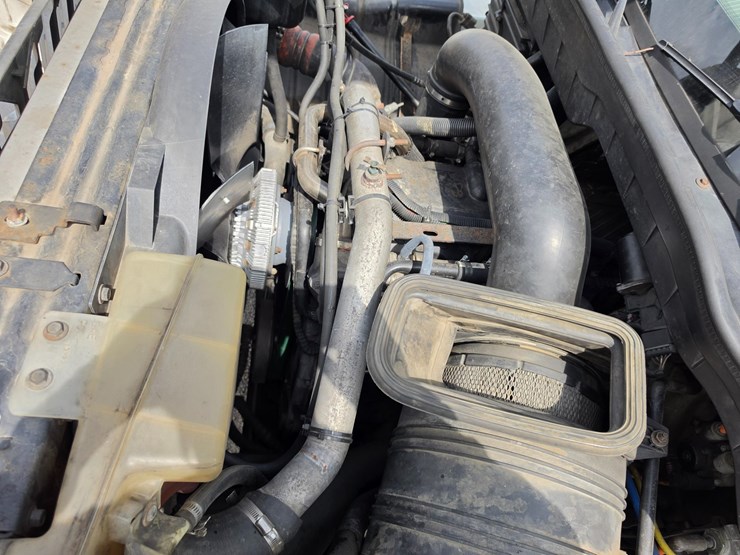 2012-ford-f750-image-38