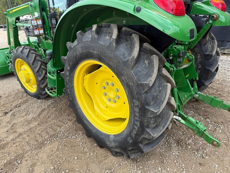 2021-john-deere-5055e-image-18