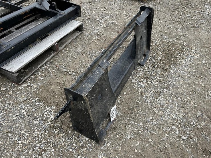 low-back-skid-steer-fork-frame-image-4