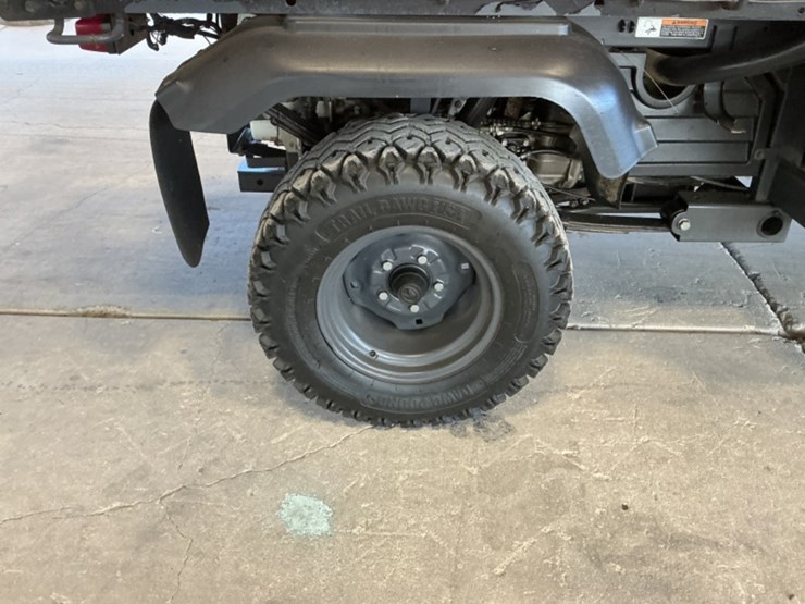 2013-kubota-rtv900-image-8