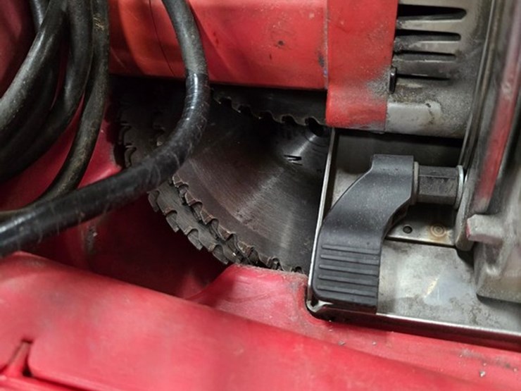 #9723-•-milwaukee-8"-metal-cutting-saw-image-6