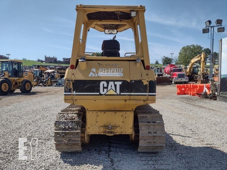 2003-caterpillar-d4g-xl-image-4