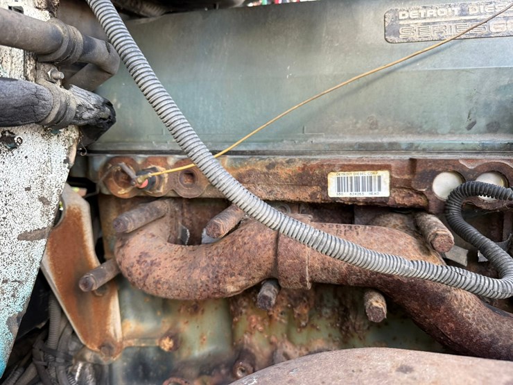 #3509-•-freightliner-sleeper-cab-truck-tractor-image-24