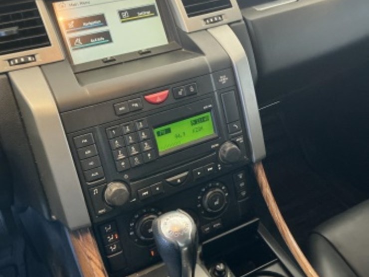 2008-land-rover-range-rover-sport-image-19