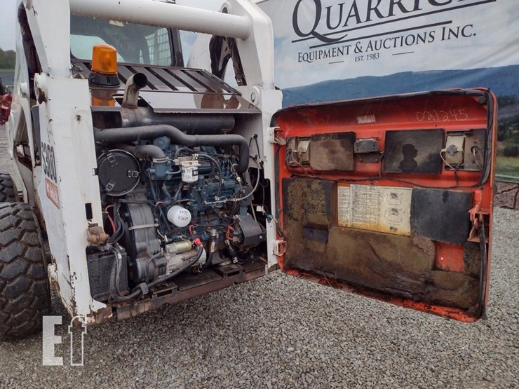 2009-bobcat-s300-image-25