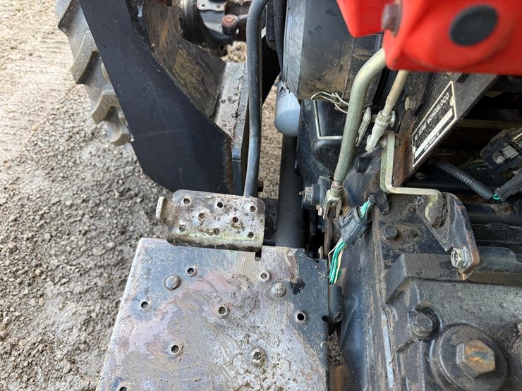 massey-ferguson-451-image-30