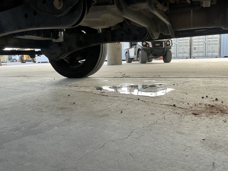 2015-ford-f550-image-27