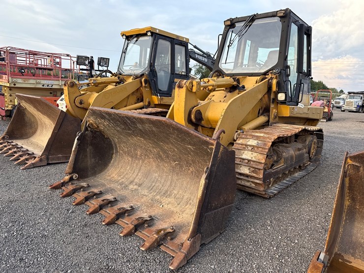 2002-caterpillar-953c-image-1