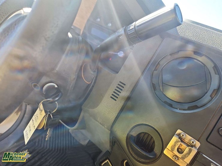 2011-ford-f550-image-25