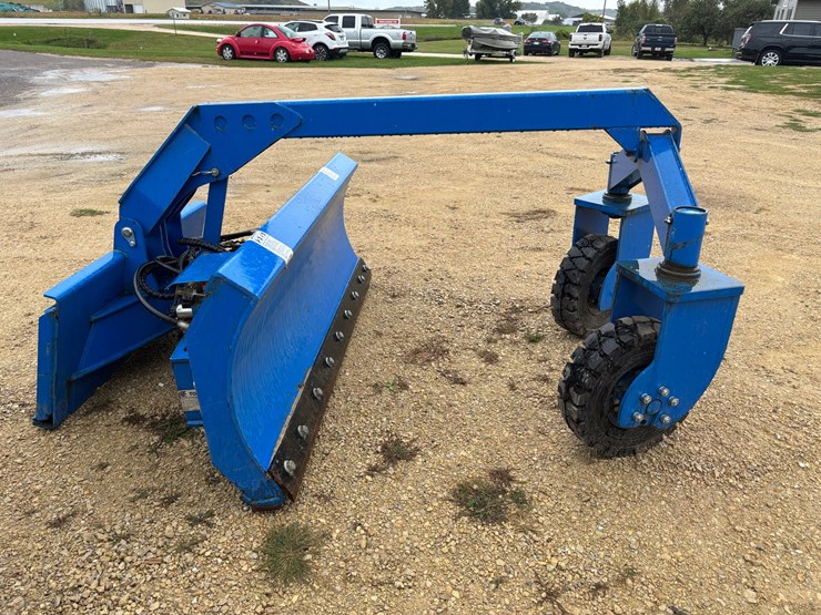 #1336-•-2022-topcat-sssg72-dozer-blade-image-9