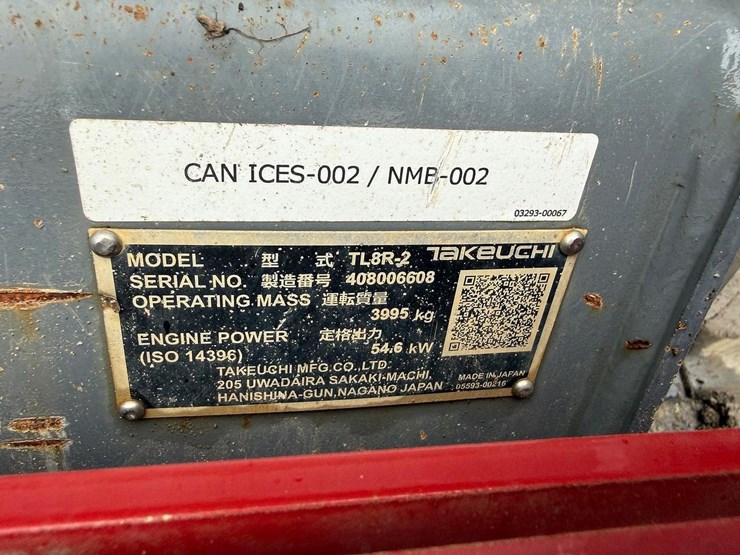 2023-takeuchi-tl8-image-29