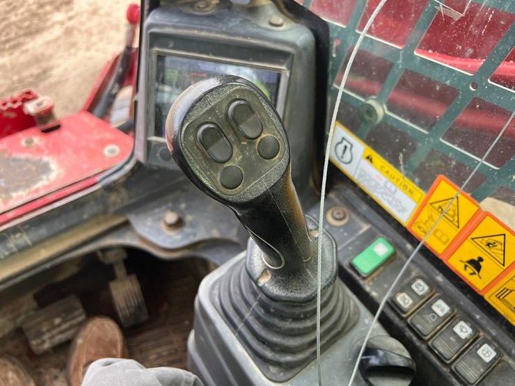 2020-takeuchi-tl8r2-image-22
