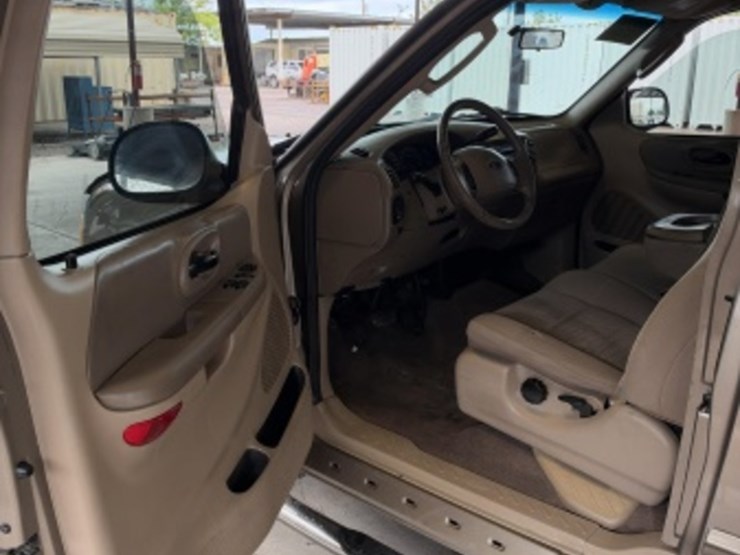 2003-ford-f150-image-23