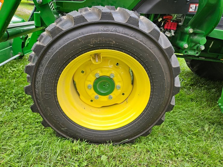 john-deere-4066m-image-42