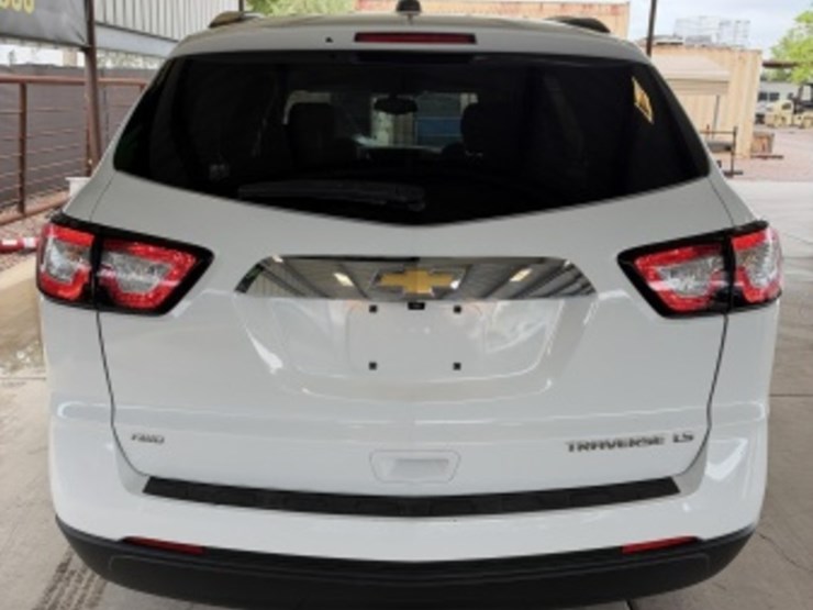 2016-chevrolet-traverse-image-7