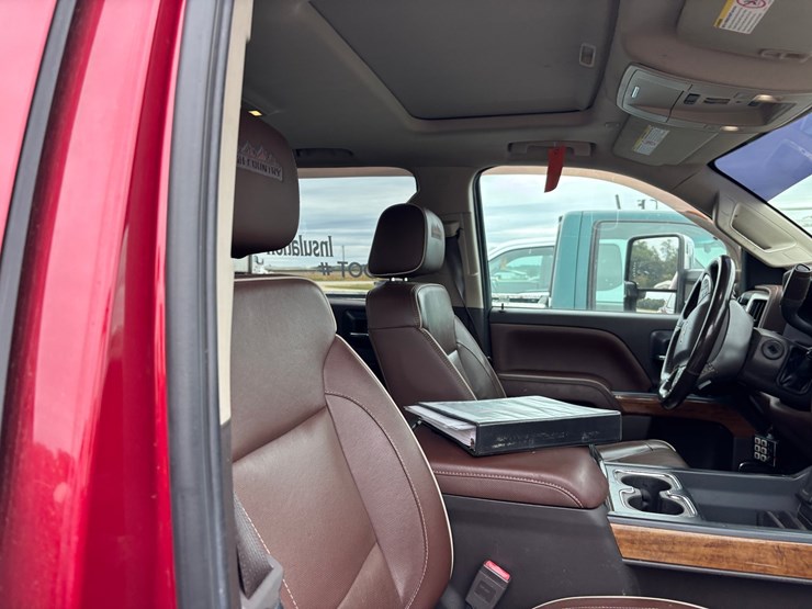 2019-chevrolet-silverado-3500hd-image-50