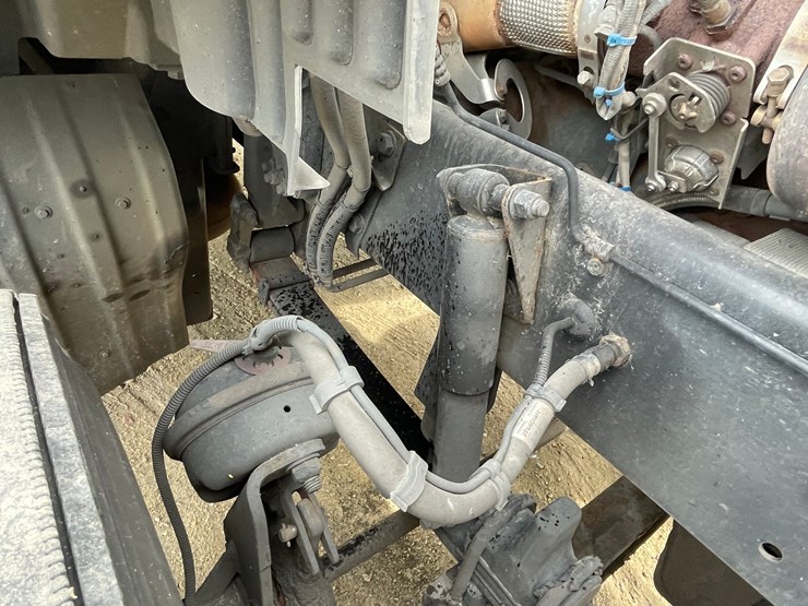 2017-kenworth-t680-image-79